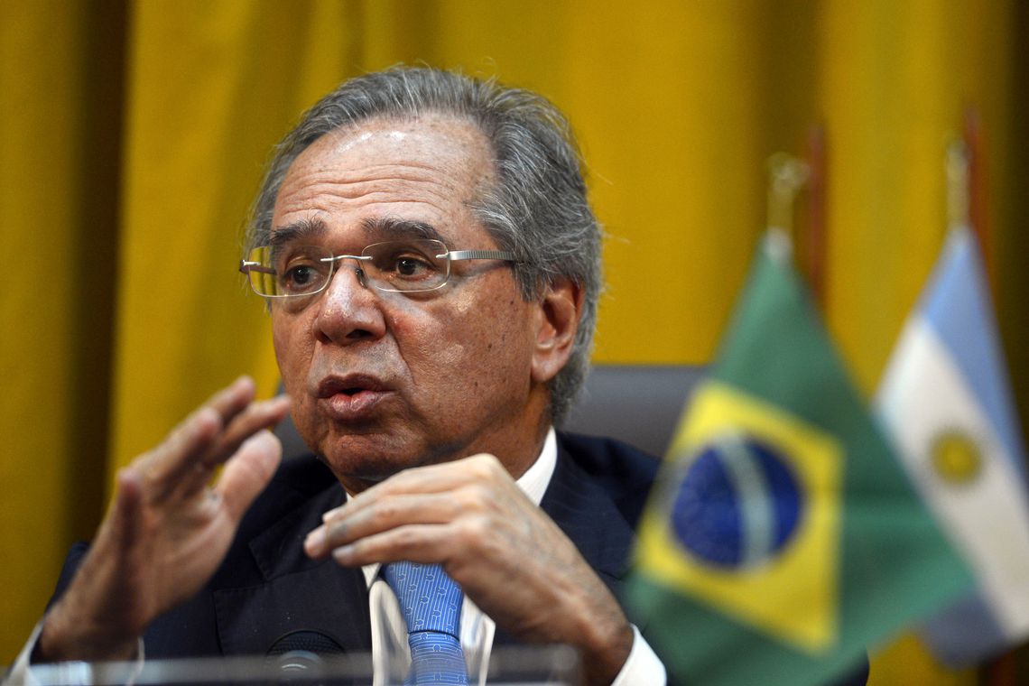 Crescimento de 2020 será o dobro do deste ano, afirma Guedes